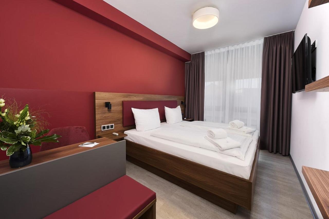 Hotel Rhoenkitz Бад Кисинген Екстериор снимка